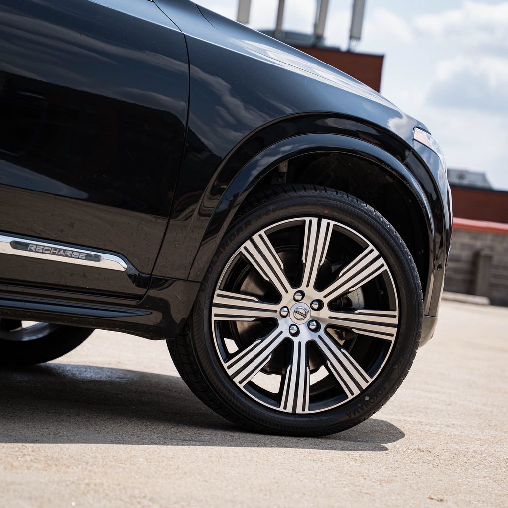 Certified 2024 Volvo XC90 T8 Ultimate w/ Protection Package Premier AWD/4WD image 7
