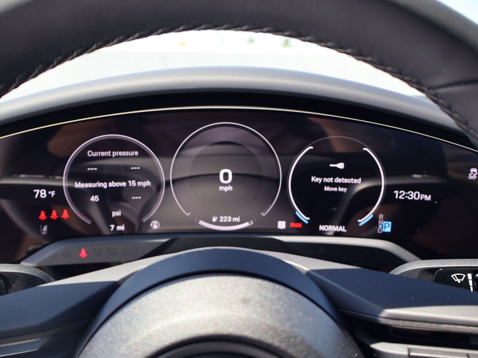 New 2026 Porsche Taycan AWD/4WD image 24