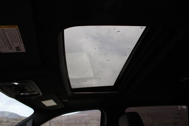 Used 2024 Chevrolet Silverado 3500 High Country w/ High Country Premium Package image 35