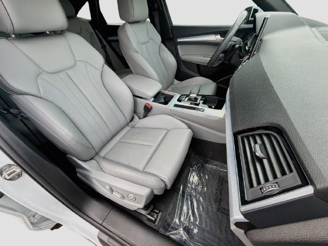 Used 2024 Audi Q5 2.0T Premium Plus AWD/4WD image 14