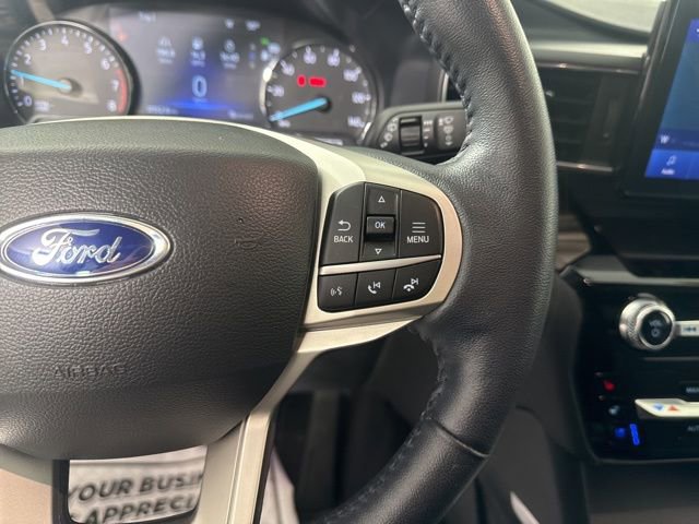 Used 2022 Ford Explorer Limited w/ Equipment Group 301A AWD/4WD image 34