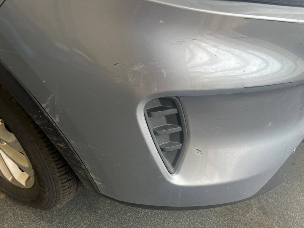 Used 2022 Ford Escape SE w/ Convenience Package FWD image 8