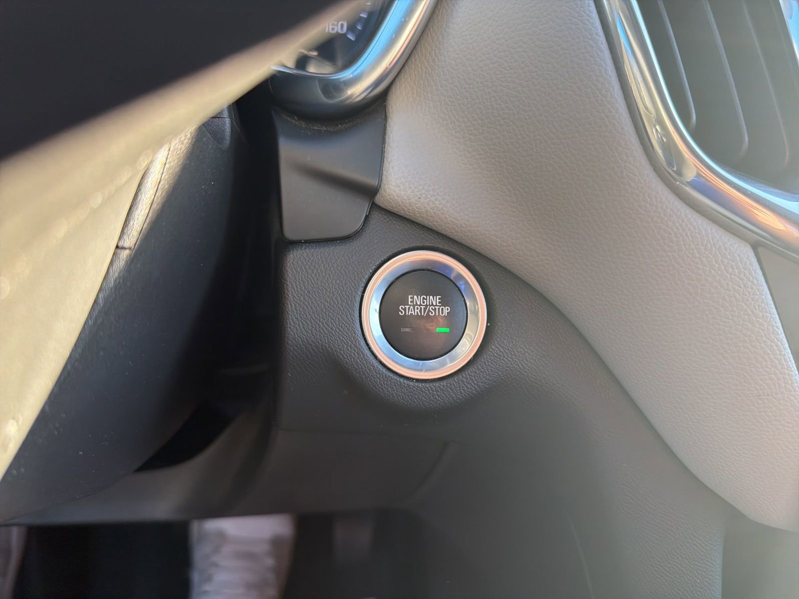 Certified 2023 Chevrolet Equinox LS w/ LS Convenience Package image 16