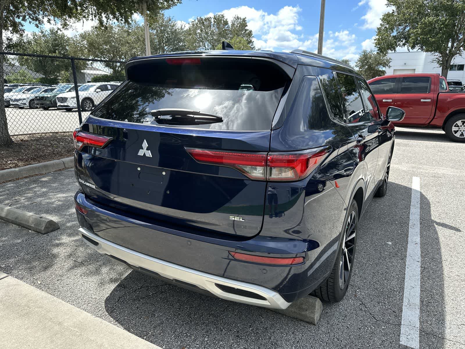 Used 2024 Mitsubishi Outlander SEL FWD image 8
