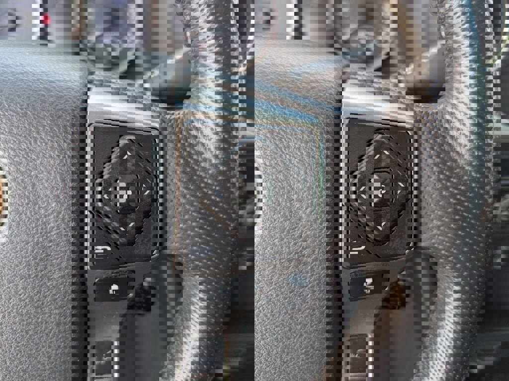 Used 2019 Toyota Tacoma SR5 image 25