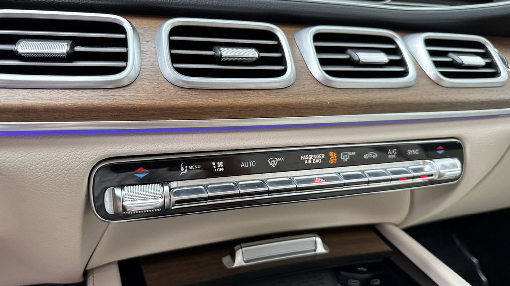 Used 2024 Mercedes-Benz GLE 450 4MATIC image 53