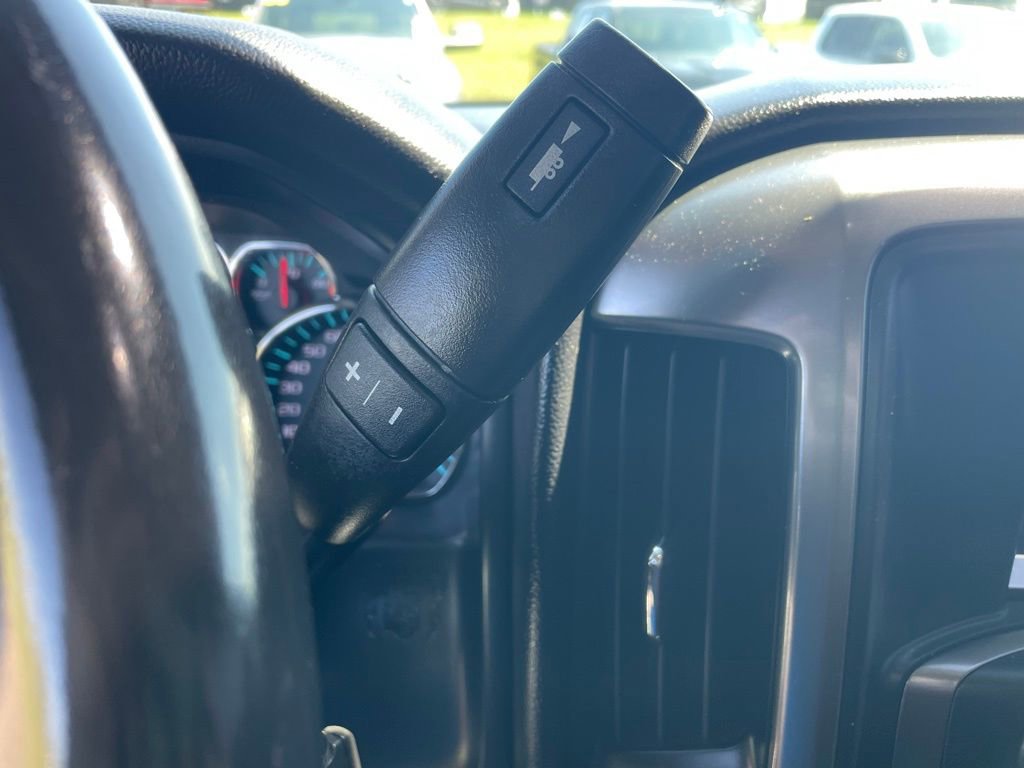 Used 2018 Chevrolet Silverado 1500 LT w/ All Star Edition AWD/4WD image 23