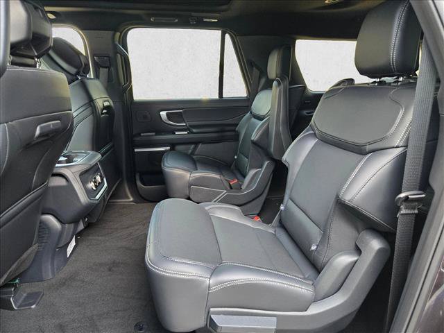 New 2027 Ford Expedition Max Platinum w/ Stealth Appearance Package RWD image 15