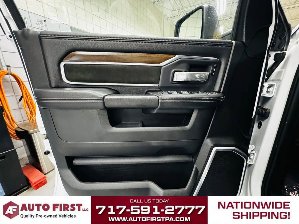 Used 2024 RAM 3500 Laramie w/ Towing Technology Group image 10
