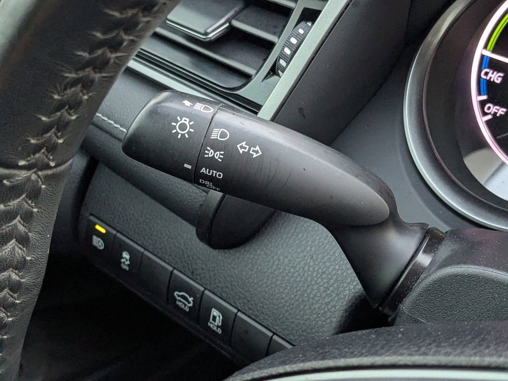 Used 2022 Toyota Camry SE image 25