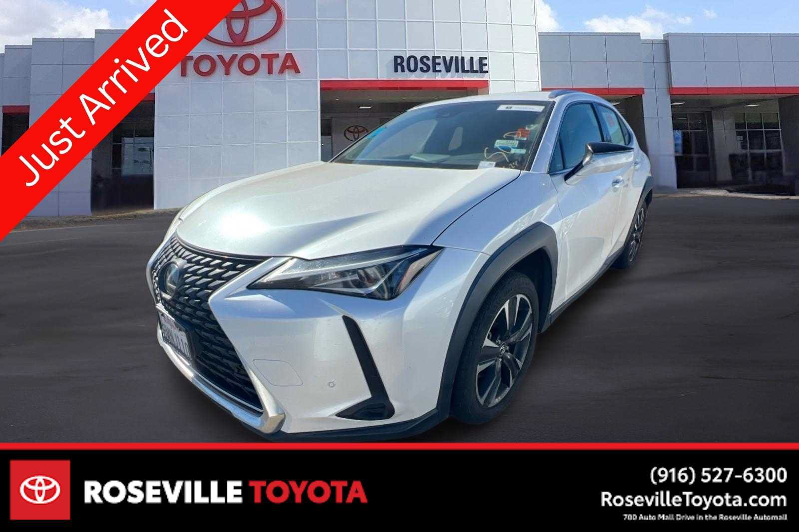 Used 2021 Lexus UX 200 w/ Accessory Package (Z1)
