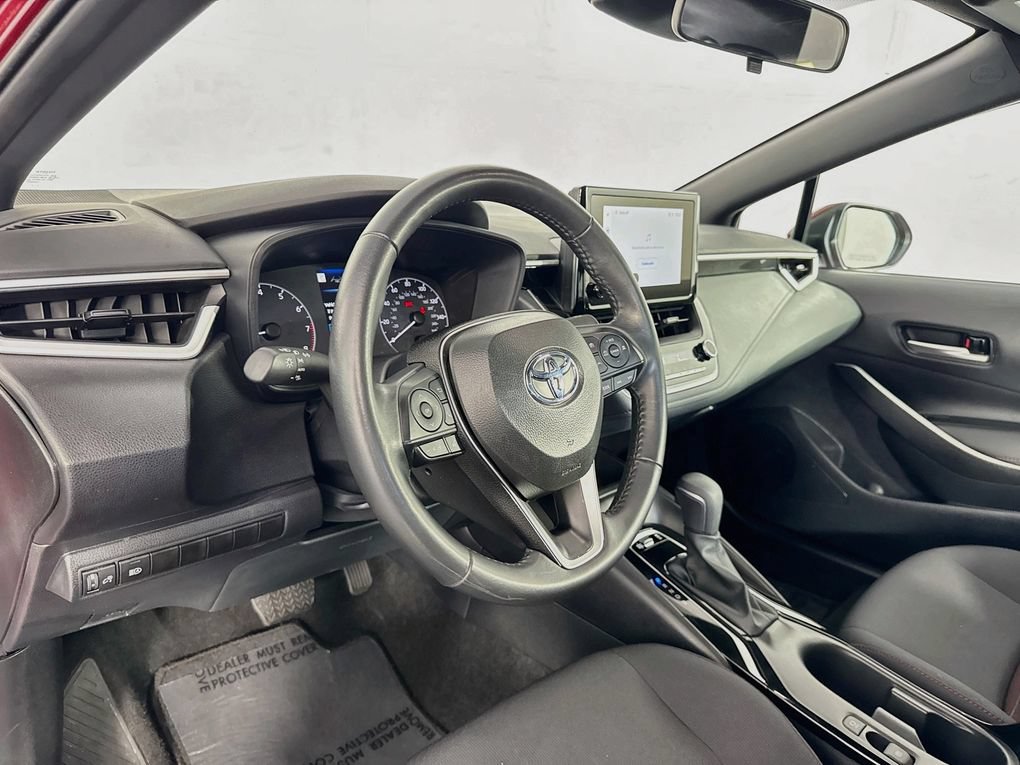 Used 2025 Toyota Corolla SE FWD image 14