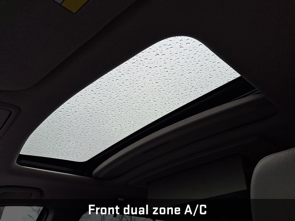 Used 2016 Honda Odyssey Touring Elite image 15