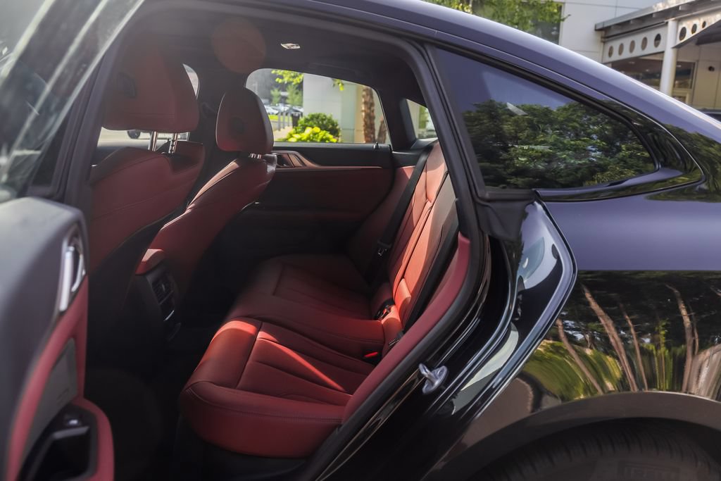 Used 2025 BMW i4 xDrive40i w/ M Sport Package AWD/4WD image 25