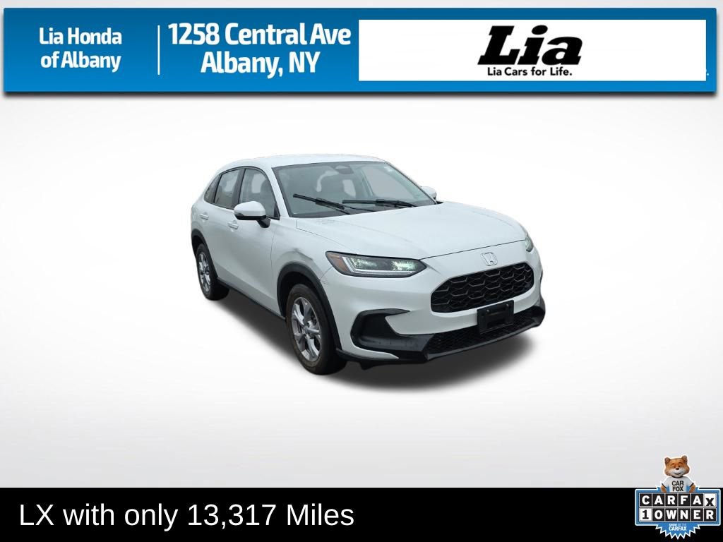 Used 2023 Honda HR-V LX image 1