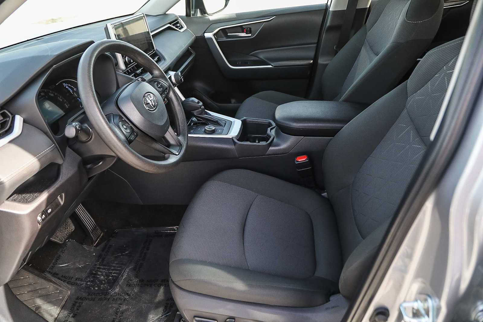 Certified 2025 Toyota RAV4 XLE image 18