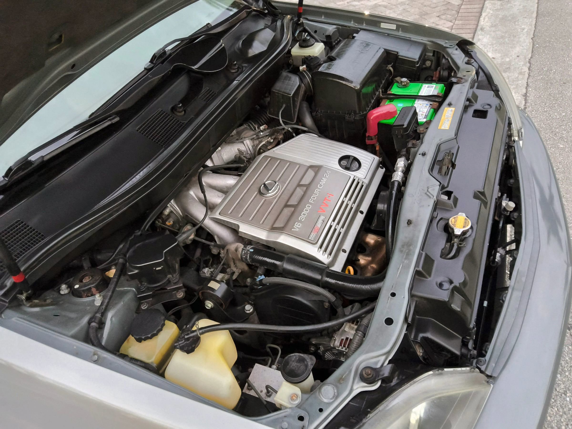 Used 2000 Lexus RX 300 4WD w/ Premium Pkg image 45