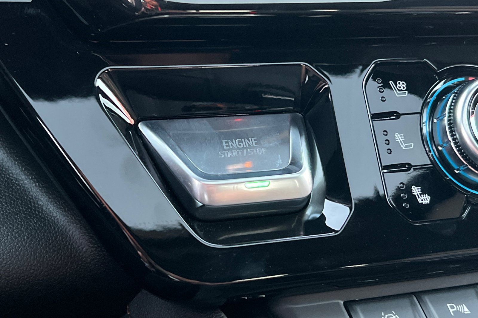 New 2026 GMC Sierra 1500 AT4 w/ AT4 Preferred Package image 21