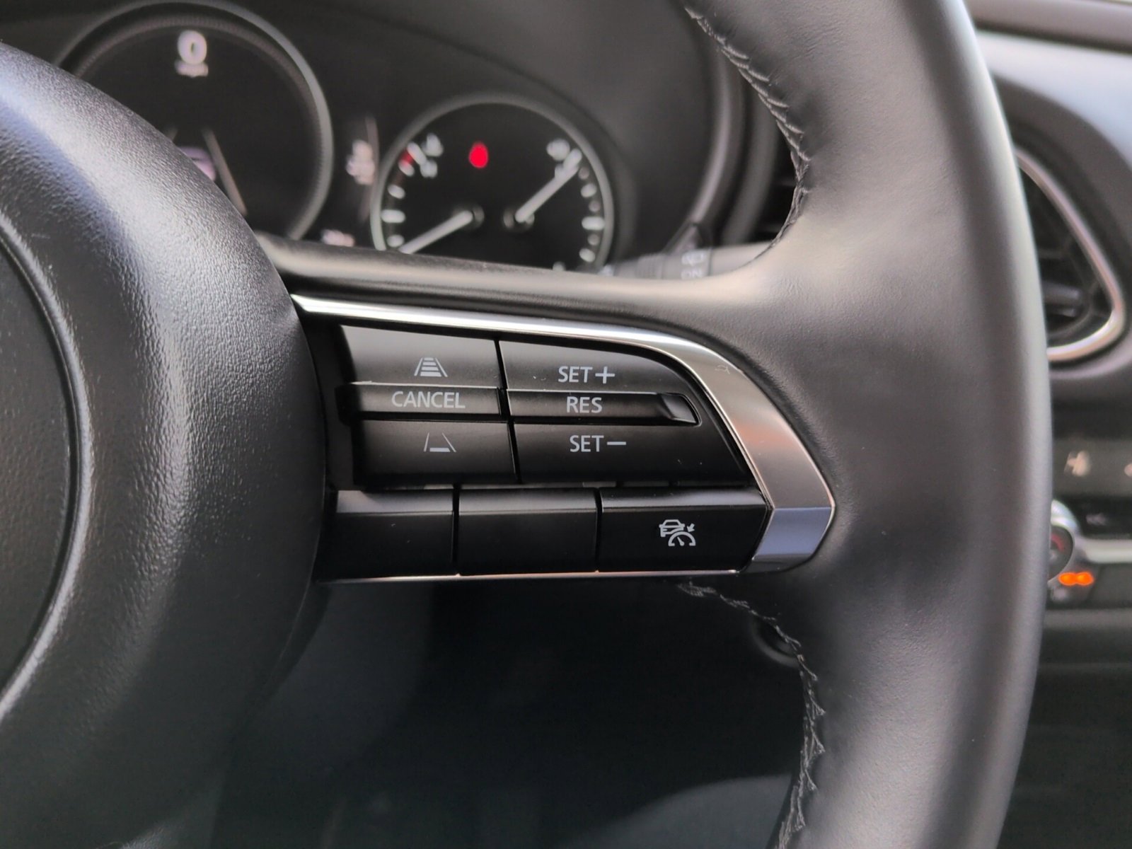 Certified 2025 MAZDA CX-30 AWD 2.5 S w/ Premium Package image 22