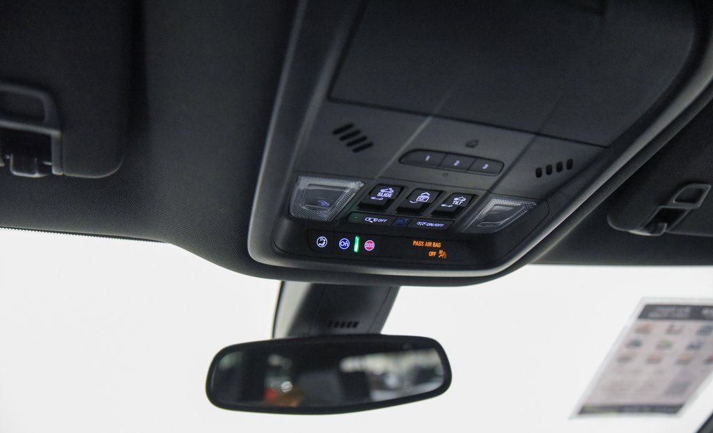 Used 2024 Buick Enclave Essence w/ Experience Buick Package image 29