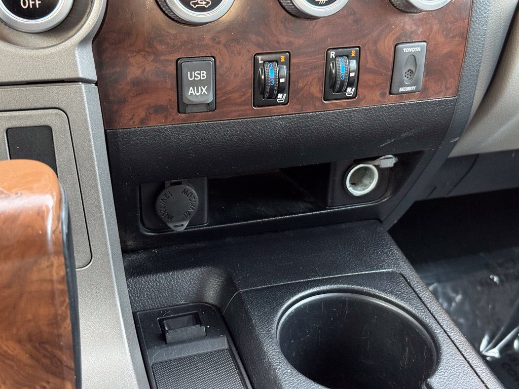 Used 2013 Toyota Tundra Platinum AWD/4WD image 18