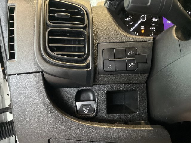 Used 2024 RAM ProMaster 2500 w/ Convenience Group FWD image 20