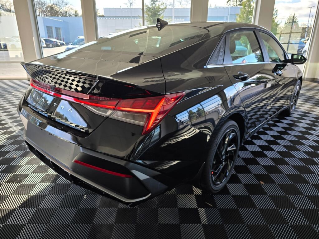 New 2026 Hyundai Elantra SEL Sport image 4