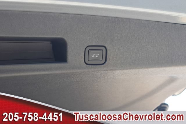 New 2026 Chevrolet Traverse LT w/ LPO, Floor Liner Package FWD image 9