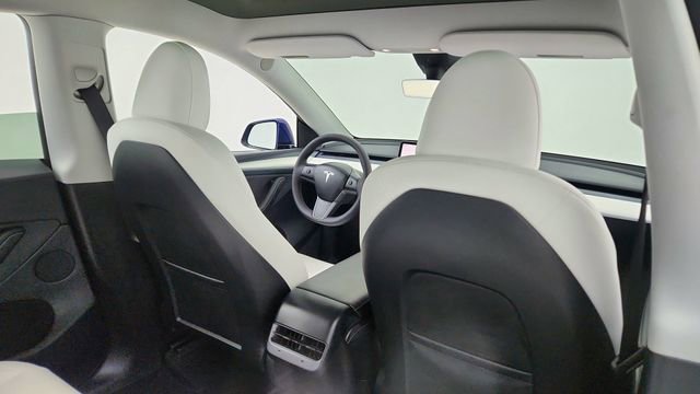 Used 2024 Tesla Model Y Performance AWD/4WD image 27