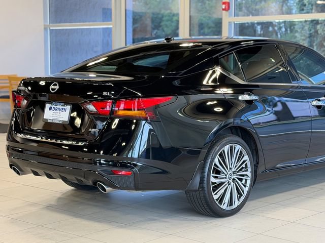 Used 2023 Nissan Altima 2.5 SL AWD/4WD image 11
