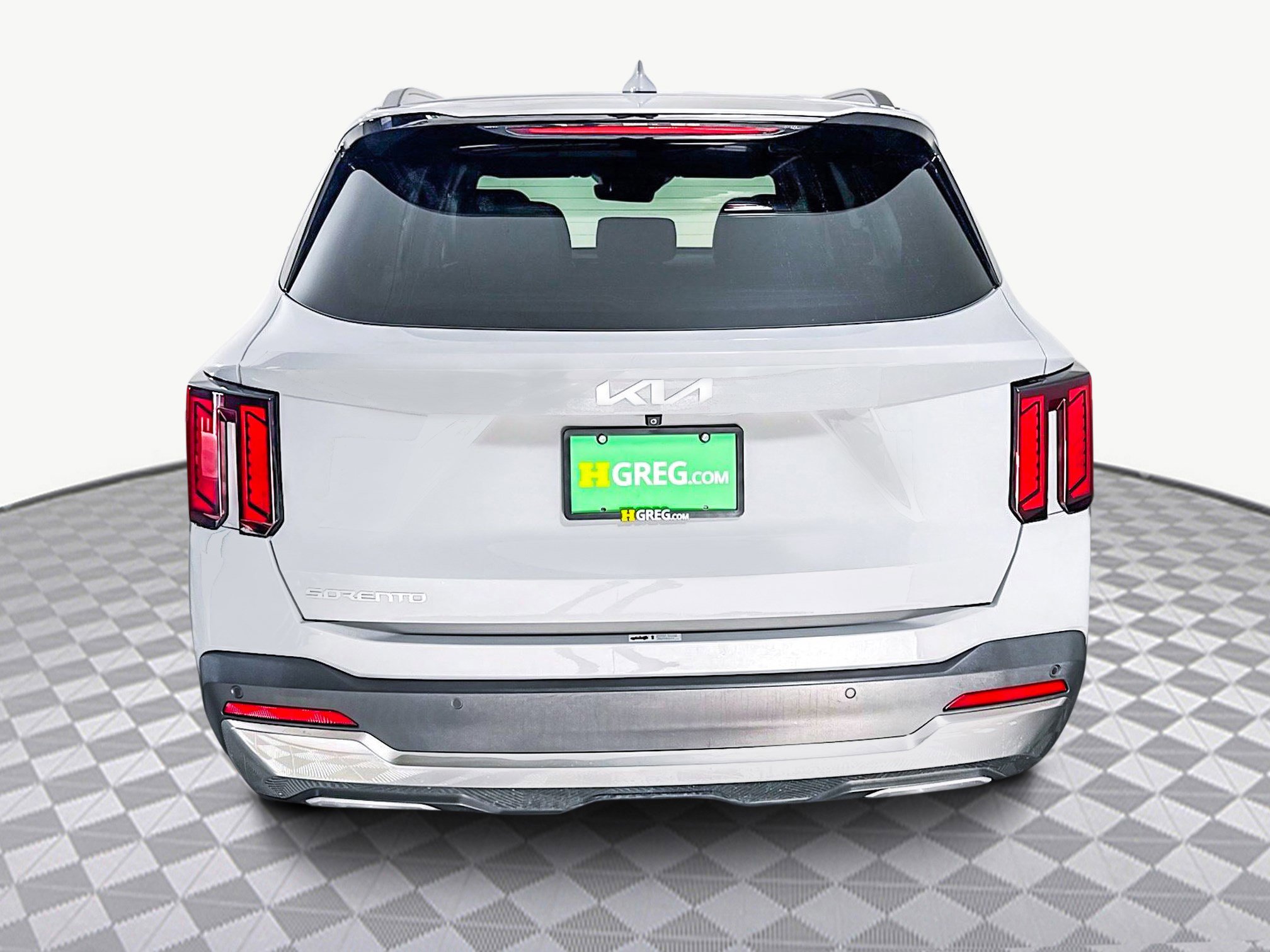 Used 2024 Kia Sorento S image 8