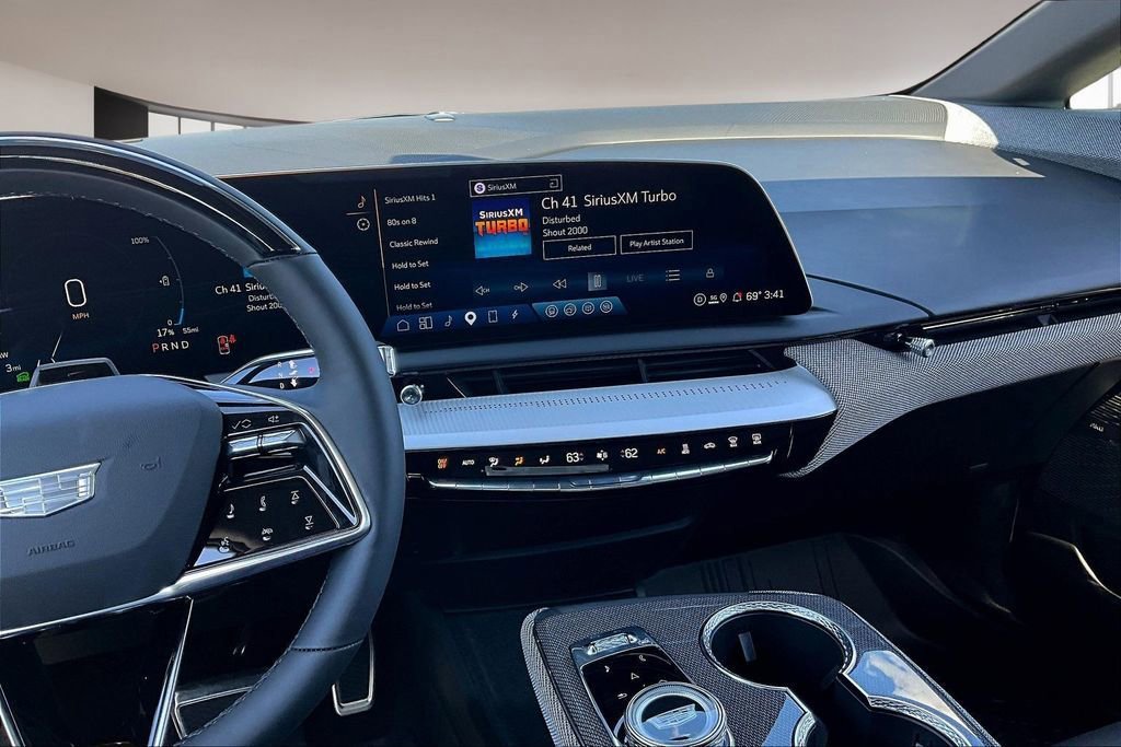 New 2026 Cadillac Optiq Luxury 1 image 7