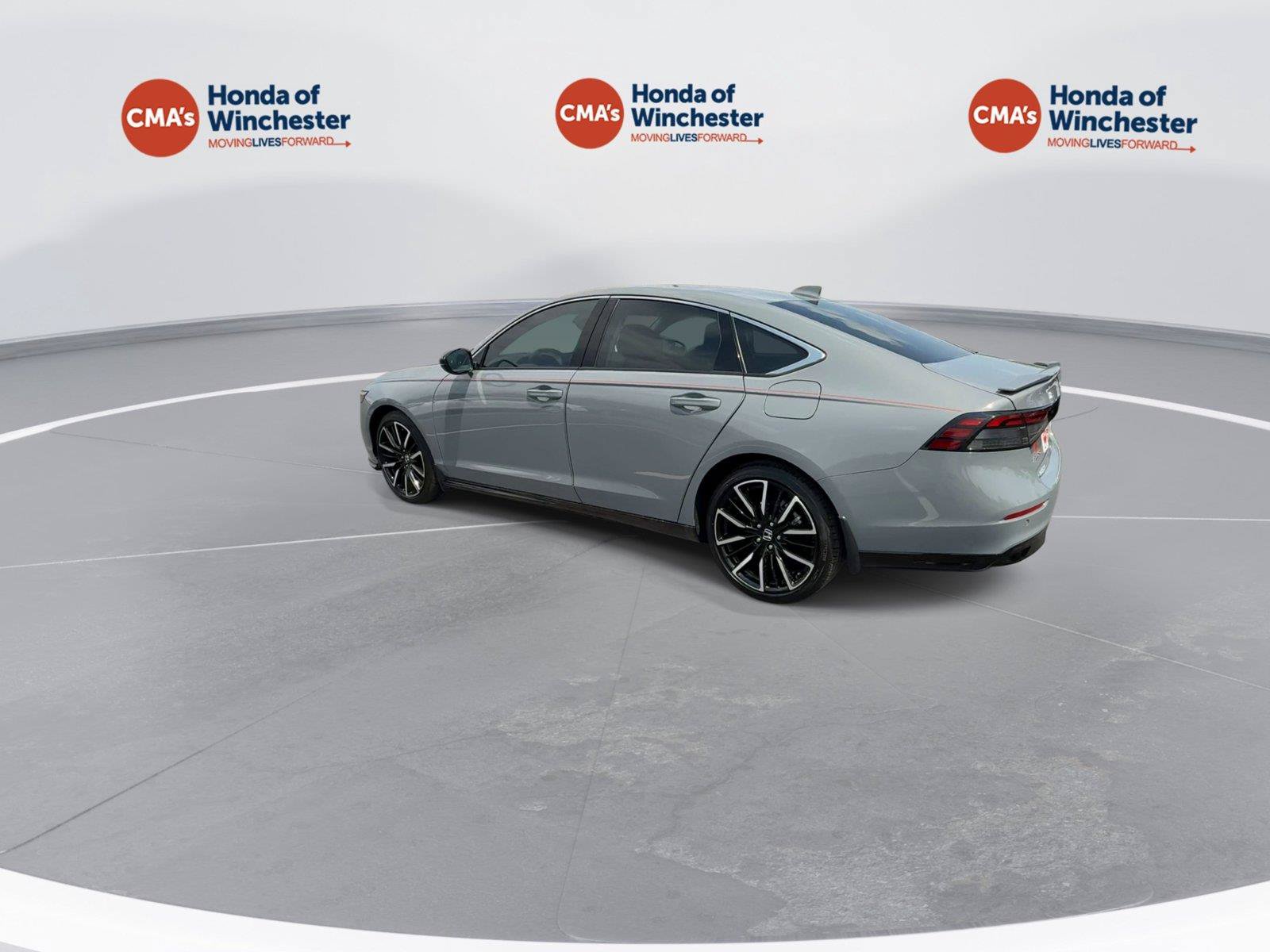 Used 2024 Honda Accord Touring image 6