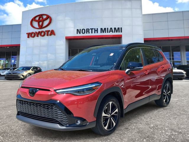 Used 2023 Toyota Corolla Cross XSE w/ Convenience Package image 2