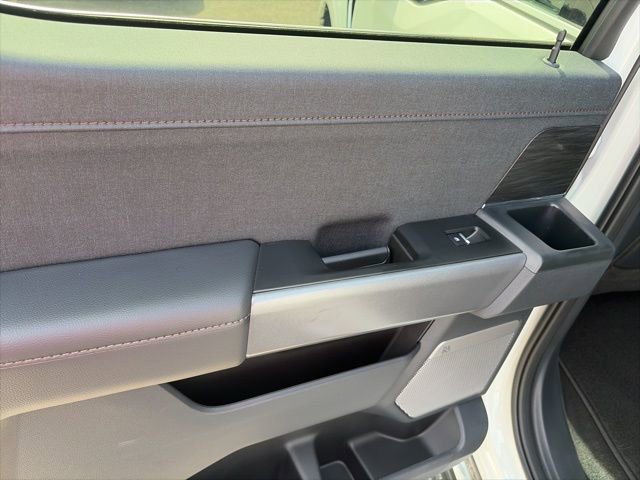 New 2025 Ford F150 Lariat w/ Equipment Group 501A Mid image 11