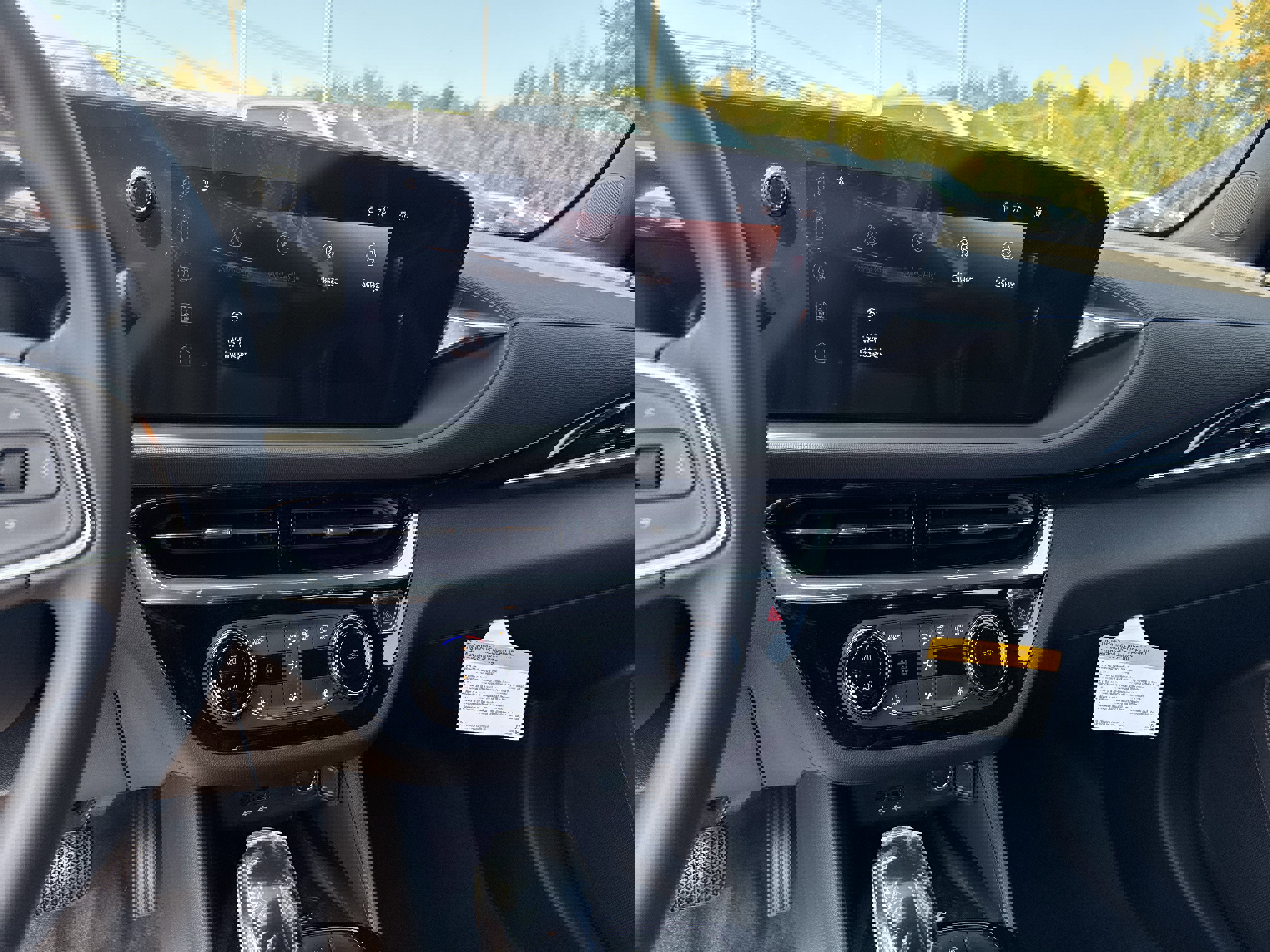 New 2025 Buick Envista Sport Touring w/ Convenience I Package image 18