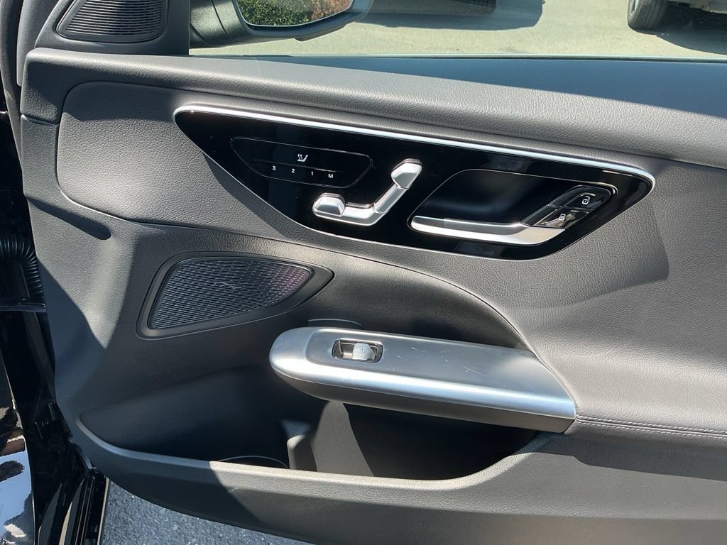 New 2026 Mercedes-Benz C 300 4MATIC Sedan image 18