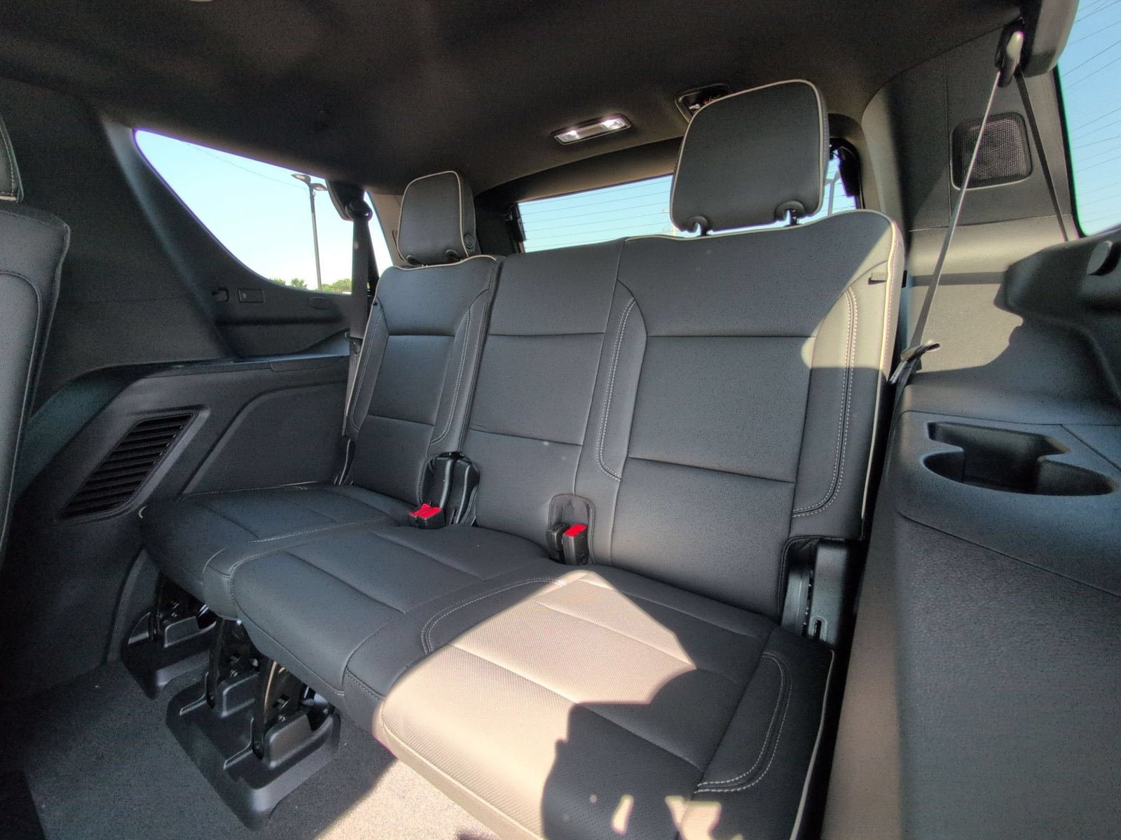 New 2026 GMC Yukon Elevation AWD/4WD image 28