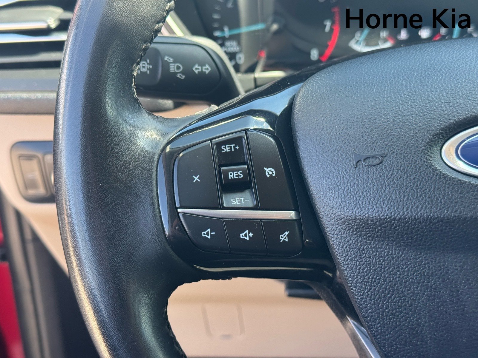Used 2021 Ford Escape SEL FWD image 18