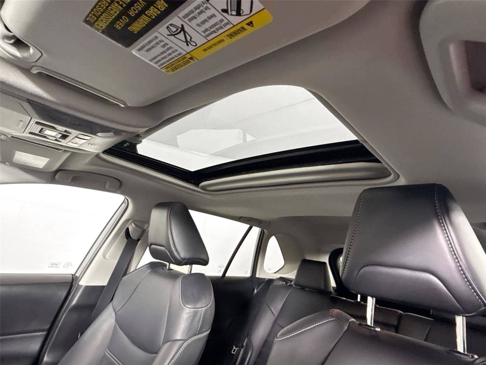 Certified 2020 Toyota RAV4 XLE Premium image 6