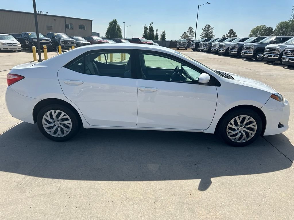 Used 2019 Toyota Corolla LE FWD image 35
