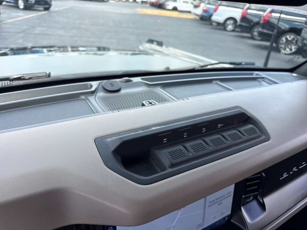 Used 2023 Ford Bronco Wildtrak AWD/4WD image 42