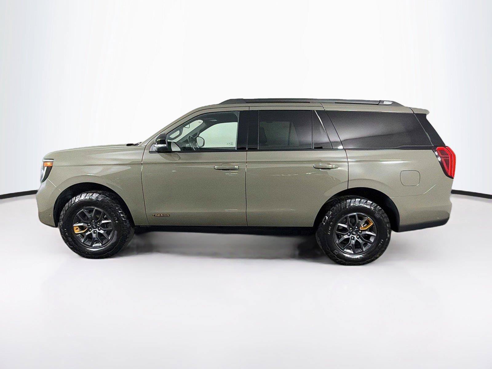 Used 2025 Ford Expedition Tremor AWD/4WD image 8