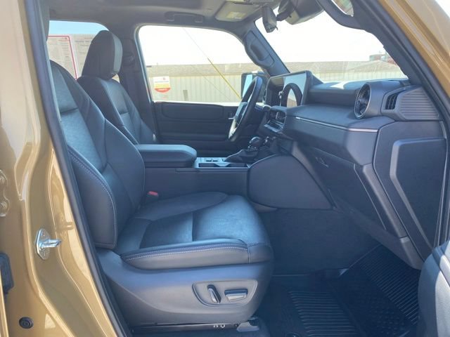 Certified 2025 Toyota Land Cruiser w/ Premium Package AWD/4WD image 21