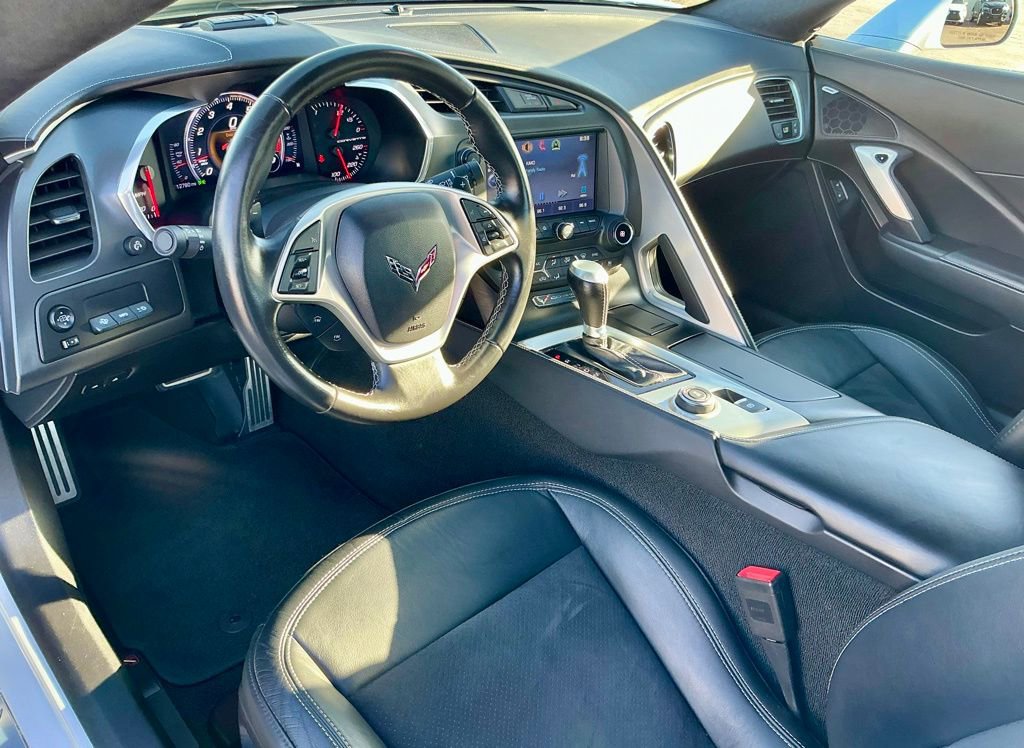 Used 2014 Chevrolet Corvette Base w/ 3LT Preferred Equipment Group image 32