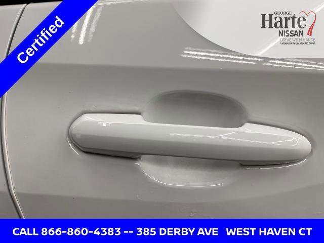 Used 2021 Toyota RAV4 LE image 8