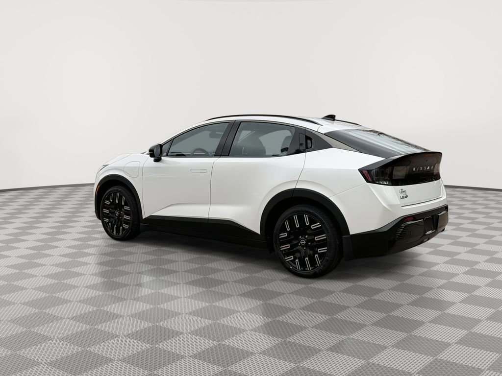 New 2026 Nissan Leaf Platinum+ w/ Cargo Package (Platinum+) FWD image 7