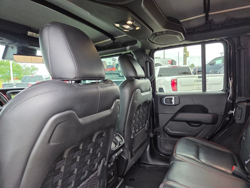 Used 2021 Jeep Wrangler Unlimited Rubicon AWD/4WD image 24