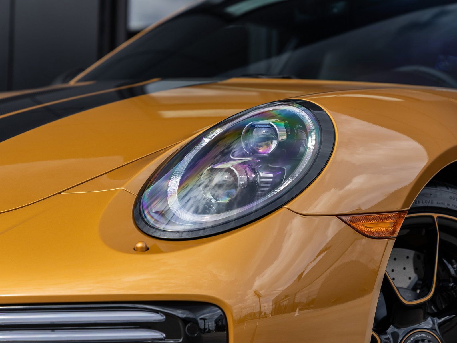 Used 2018 Porsche 911 Turbo S image 23