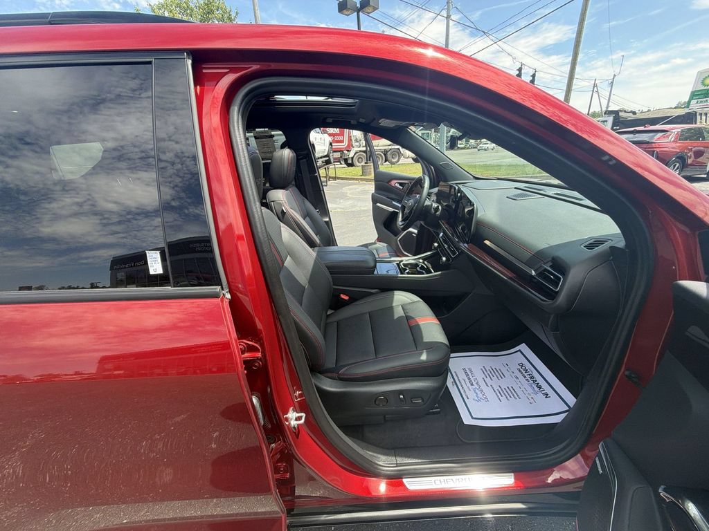 Used 2024 Chevrolet Traverse RS AWD/4WD image 26